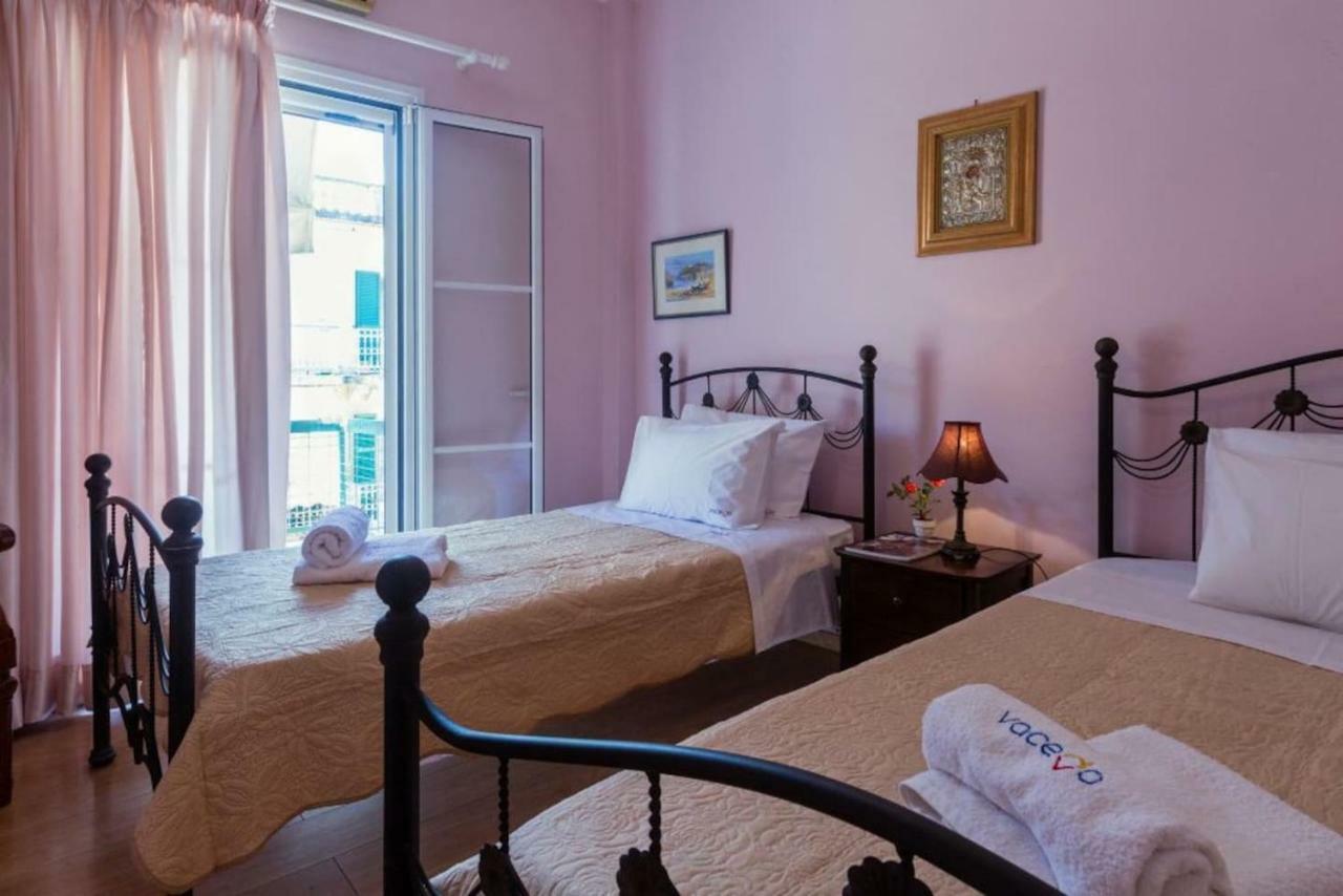 Sidewalk Apartment Corfu  Bagian luar foto